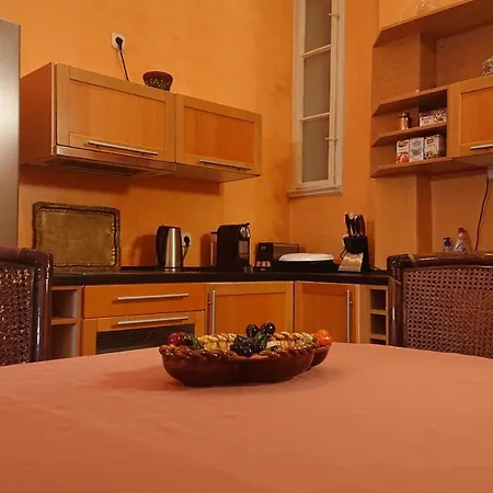 Liberty Square Apartment *